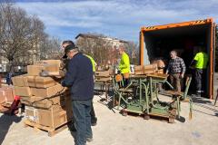 2e77687f-de73-4b87-b147-0f5b318f4e96