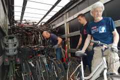 e2b302a7-d7a6-4dad-81ca-5207d865fd35