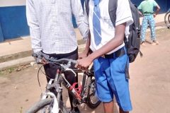 f20e0065-53e7-4978-98f7-43b9ab756c5a-Pequena