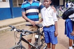 f3ab95fe-1e52-4cfa-8ff4-c8d74d70df52-Pequena