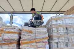 7b5f3f7c-88e3-4f45-a57b-4aa100418761