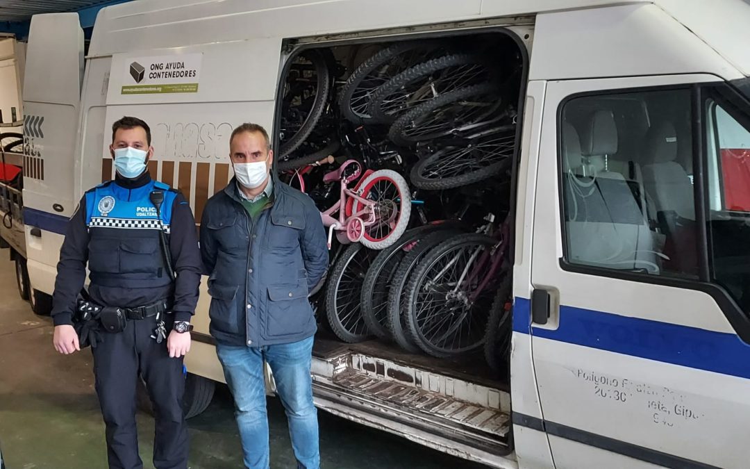 DONACIÓN POLICÍA MUNICIPAL DE BARAÑÁIN