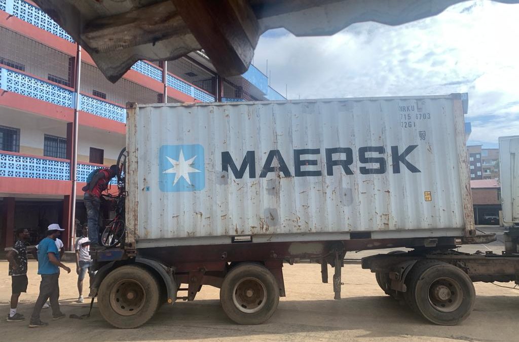 LLEGADA DE CONTENEDOR A LIBERIA (9-10-2022)