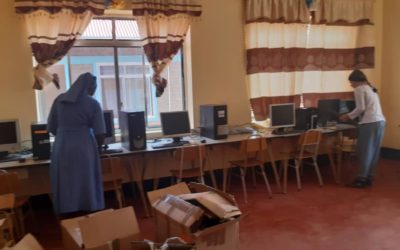 LLEGADA CONTENEDOR A TANZANIA (AGUSTINAS MISIONERAS) (21-10-2022)