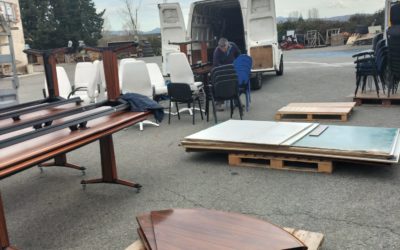 DONACIÓN DEL CIFP NICOLÁS LARBURU LHII DE BARAKALDO  (22-12-2022)