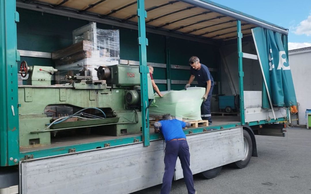 CARGA DE UN CAMIÓN PARA TINDUF (SÁHARA) (04-04-2024)