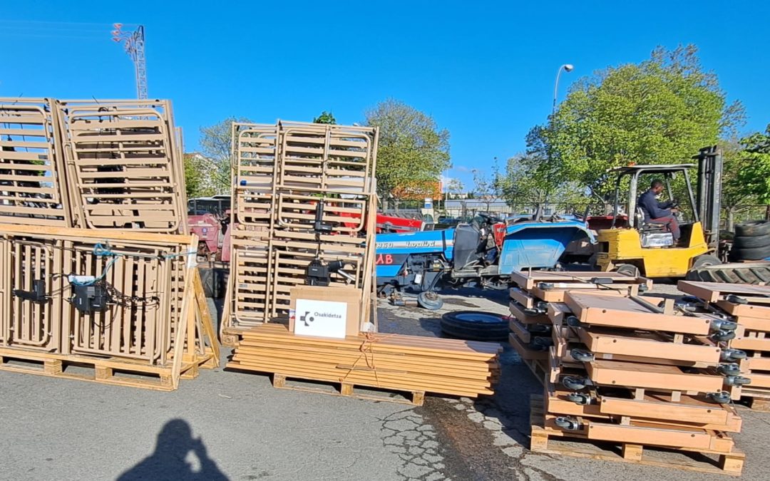 ENVÍO DE CAMAS A GHANA (22-04-2024)