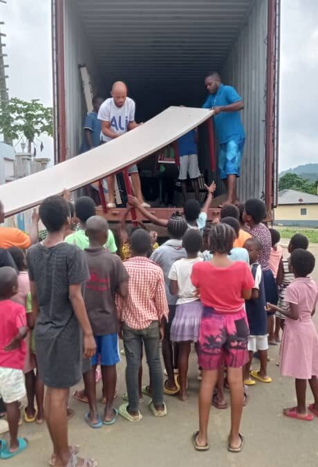 LLEGADA DE UN CONTENEDOR A GUINEA ECUATORIAL (SONAGE) (10-06-2024)