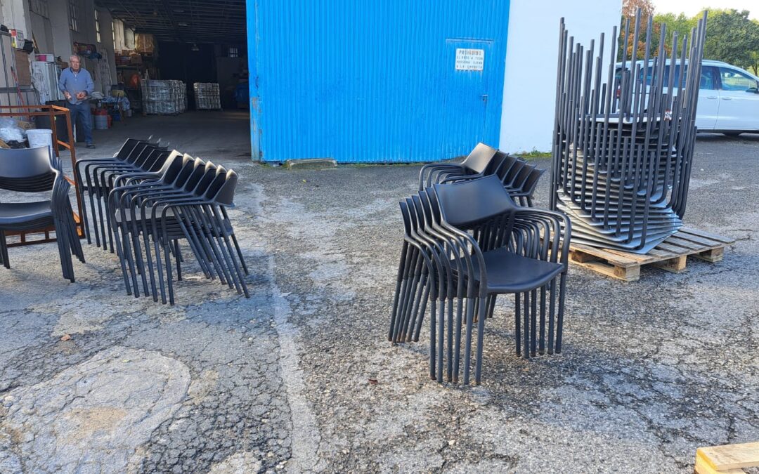 DONACIÓN DE MATERIALES DE BEBIDAS MARTÍNEZ Y CÍA (O8-10-2024)