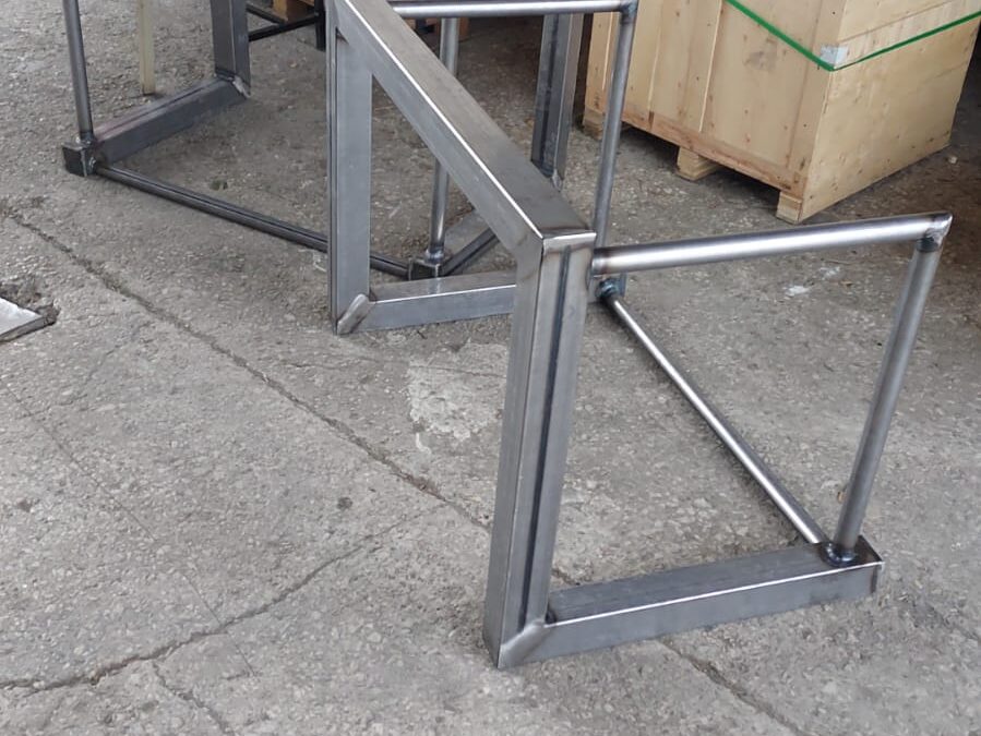 DONACIÓN DE SALESIANOS Y HIERROS LANDABEN (21-03-2025)