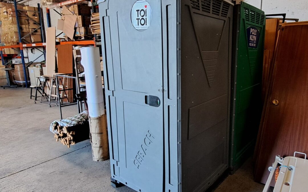 DONACIÓN DE DOS BAÑOS PORTÁTLES (23-05-2023)