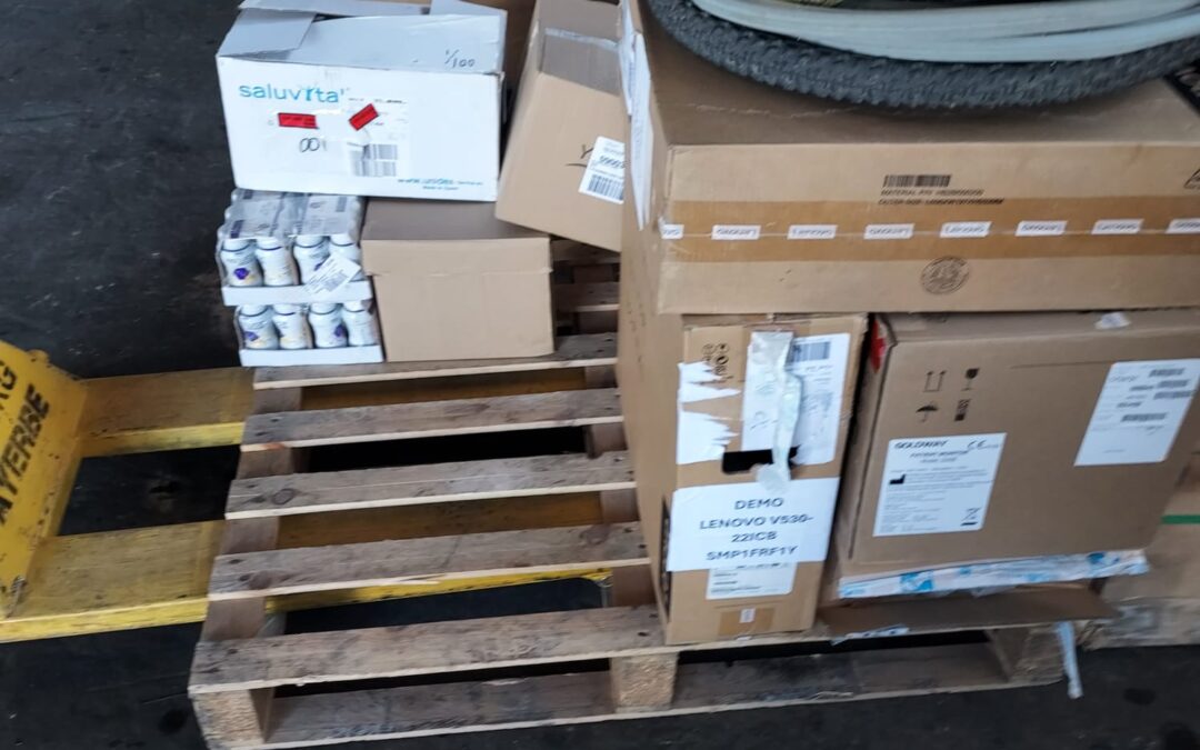 DONACIÓN DE DIVERSOS MATERIALES DESDE AAPS (14-09-2025)