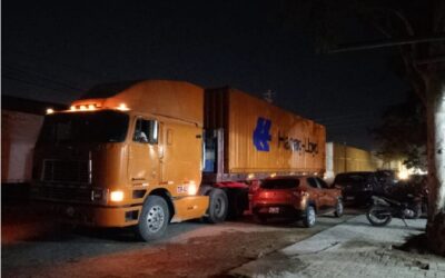 LLEGADA DE CONTENEDOR A PERÚ. El 400. (ONGD UPASUNQU) (29-09-2025)