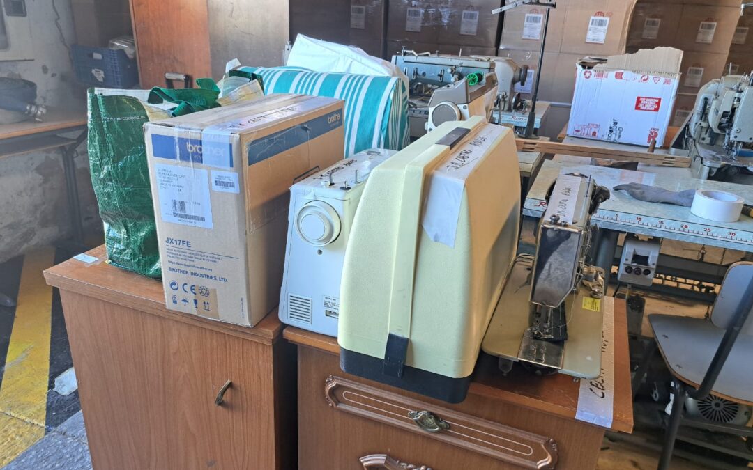 DONACIÓN DE MÁQUINAS DE COSER (08-10-2025)